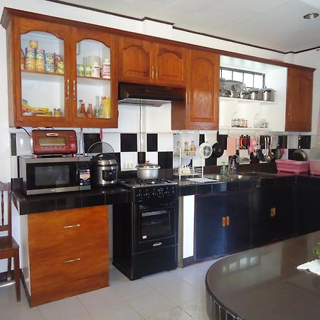 Donsol Aguluz Homestay מראה חיצוני תמונה