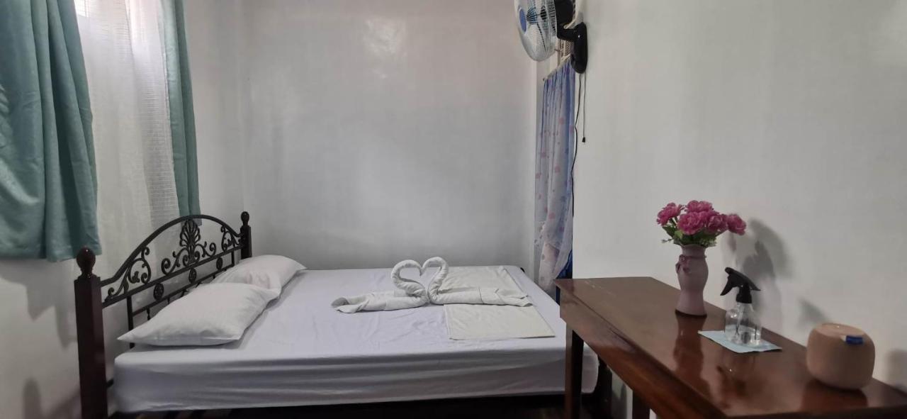 Donsol Aguluz Homestay מראה חיצוני תמונה