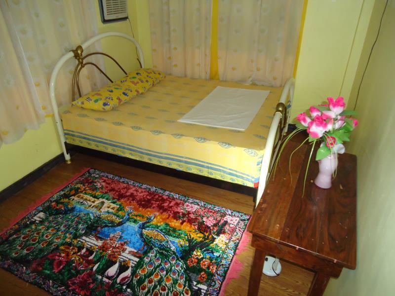 Donsol Aguluz Homestay מראה חיצוני תמונה