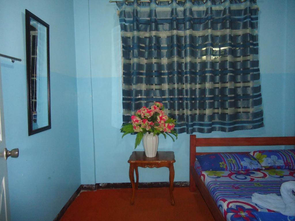Donsol Aguluz Homestay מראה חיצוני תמונה