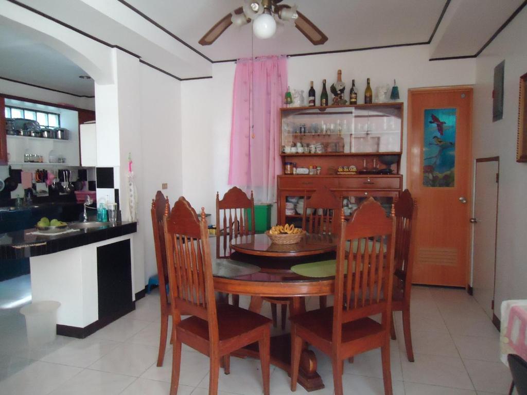 Donsol Aguluz Homestay מראה חיצוני תמונה